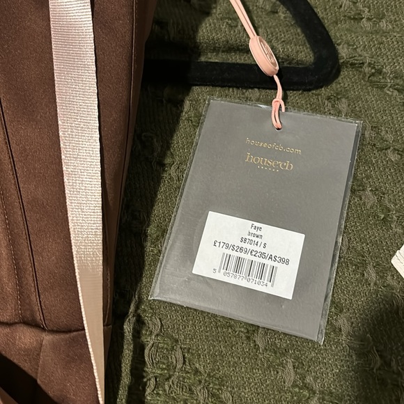 House of CB - Picture 4 of 4